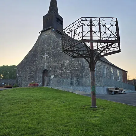 Le De Dan Lejlighed Rocquigny (Aisne)